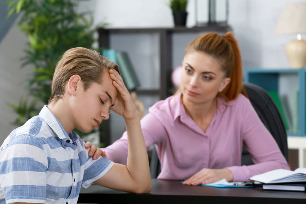 Teen talking to a therapist